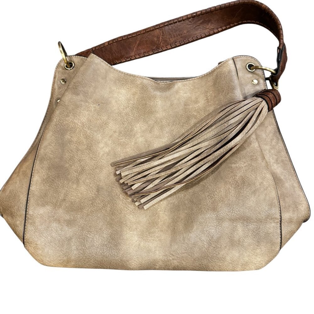 Jen & Co Tan Faux Leather Shoulder Bag with Tassel Accent – Medium Size